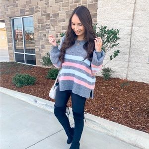 Pink lily sweater size S